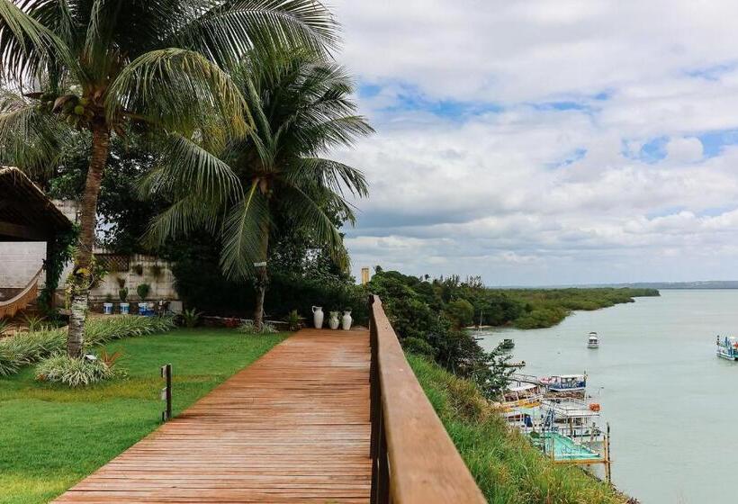 이코노미 룸, Qavi   Lagoa View