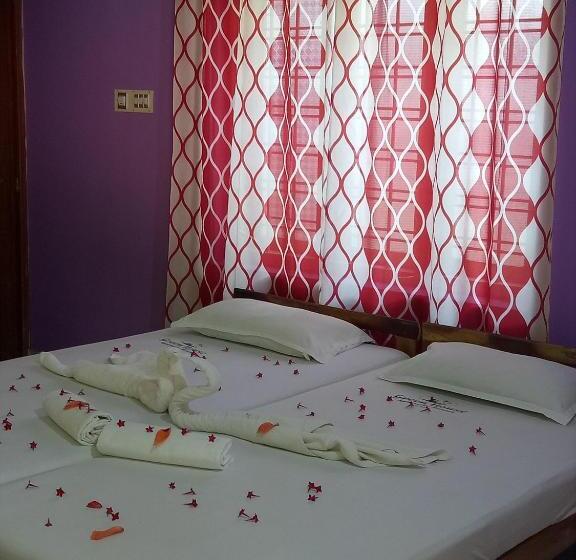 اتاق لوکس با بالکن, Green Garden Ayurvedic Resort & Green House