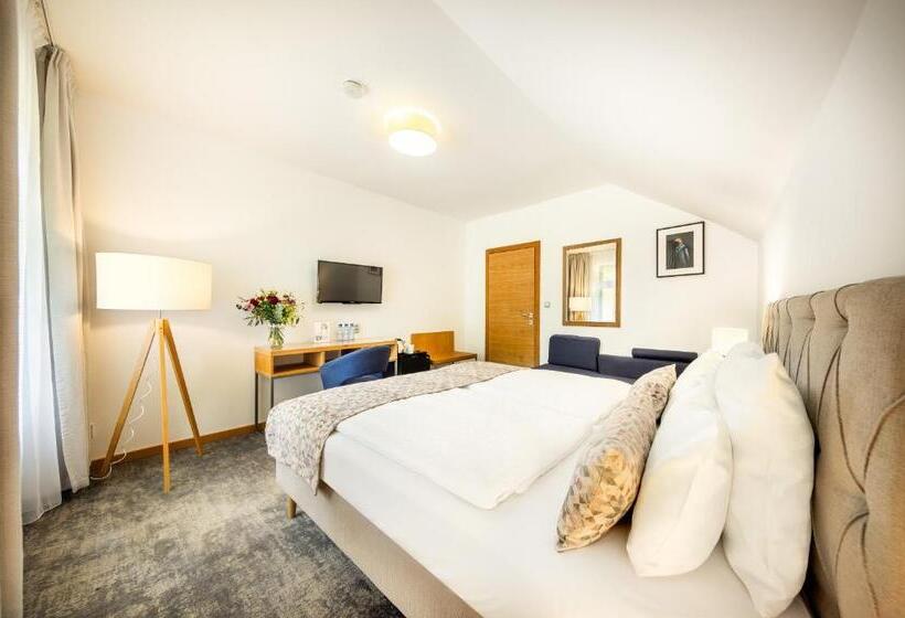 اتاق لوکس با تراس, Residence Vyhlídka