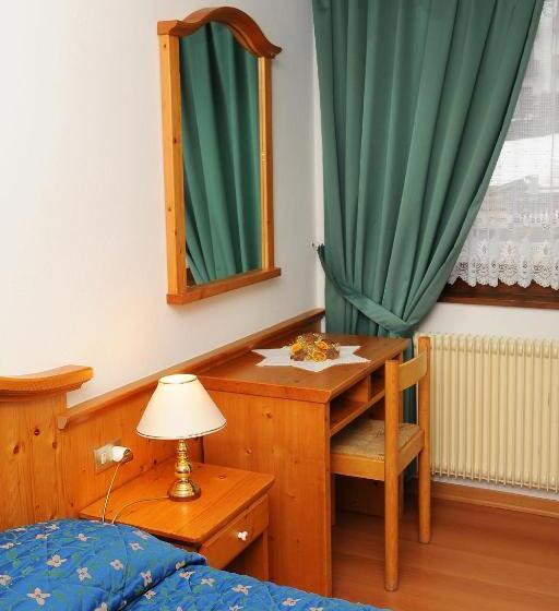 Апартаменты 2 Спальни, Residence Marisol Camere & Appartamenti   Mezzana Centre