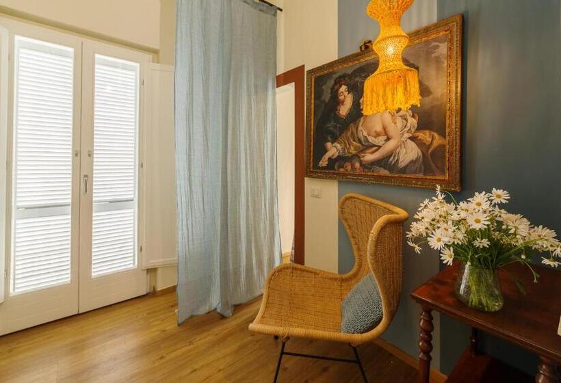 Полулюкс, Aurora Boutique Hotel & Private Spa