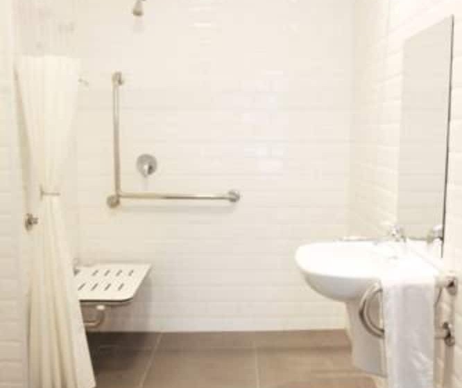 اتاق خانوادگی, B&b Hotel São José Dos Campos