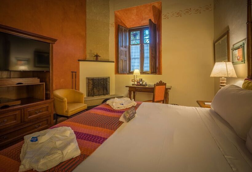 اتاق پرمیوم, Porta Hotel Antigua