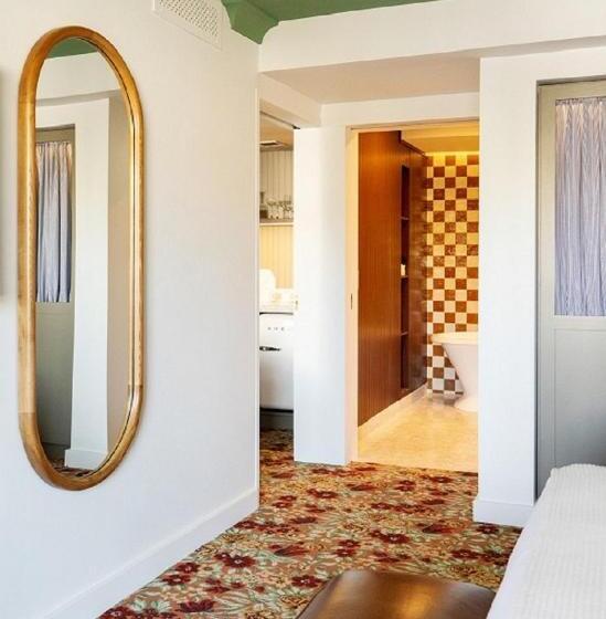 발코니가 있는 스위트, Palihouse West Hollywood