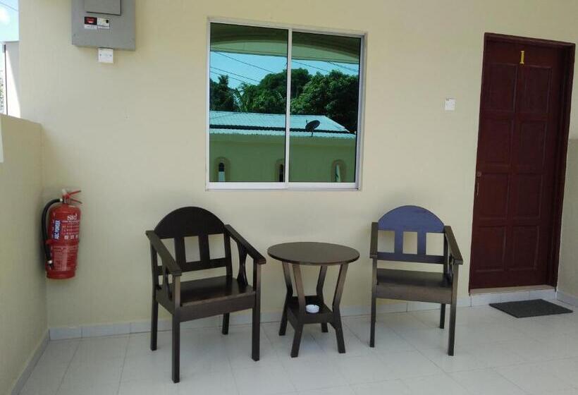 اتاق استاندارد با تراس, Sri Melor Inn