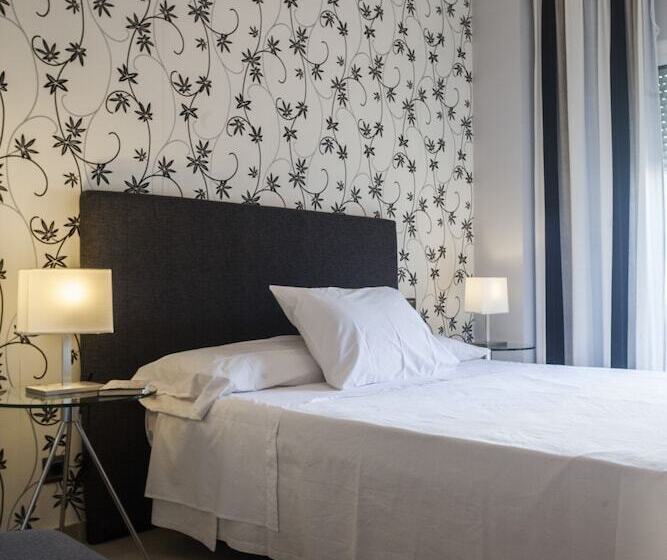 スタンダードルーム, Hostal Abril Nerja