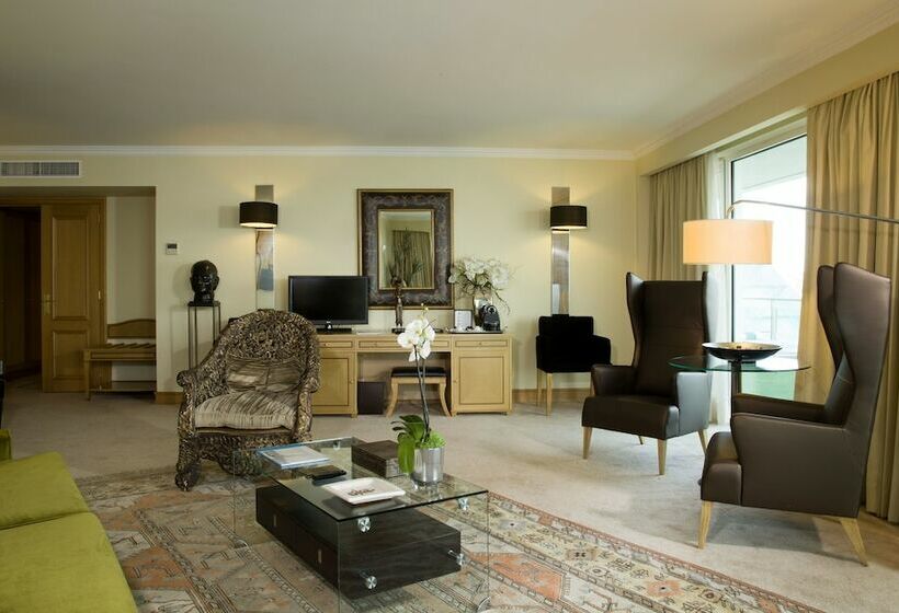 Suite Deluxe Vista Mar, Cascais Miragem Health & Spa