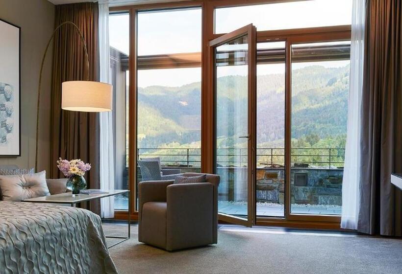 Номер Стандарт с Террасой, Kempinski Hotel Berchtesgaden