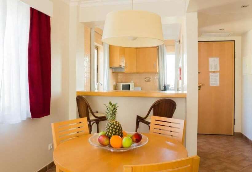 サイドオーシャンビューの２ベッドルームアパート, Pontalaia Apartamentos Turisticos