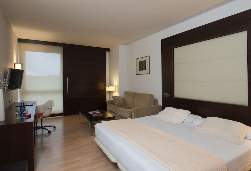 Полулюкс, Eurostars I Hotel Madrid