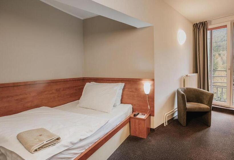 Family Suite, Atrium Hotel   Family Friendly