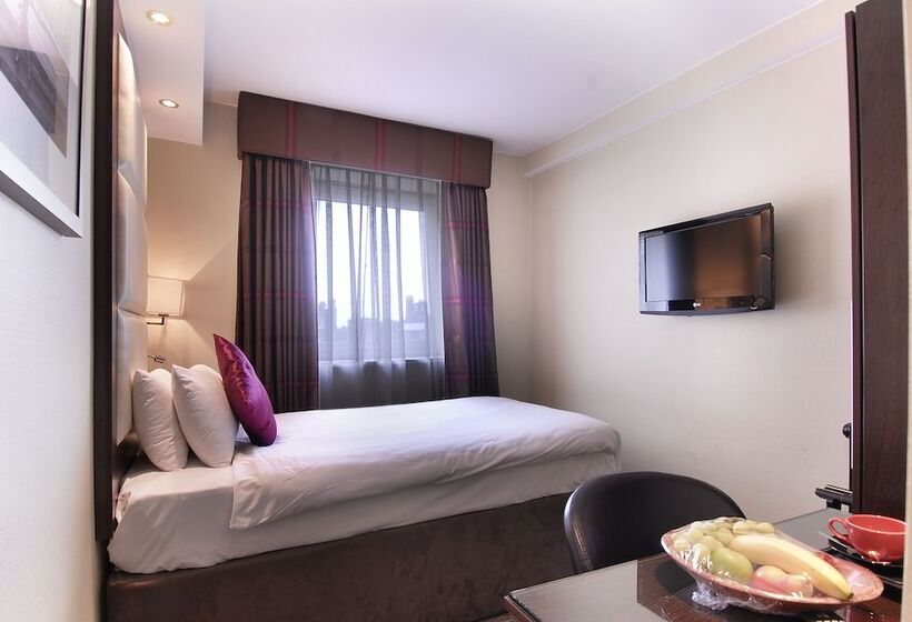 Номер Deluxe Одноместный, Grand Royale Hyde Park