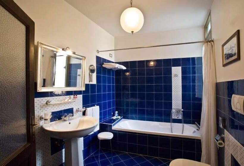 Трехместный Номер Классика, Relais Alcova Del Doge