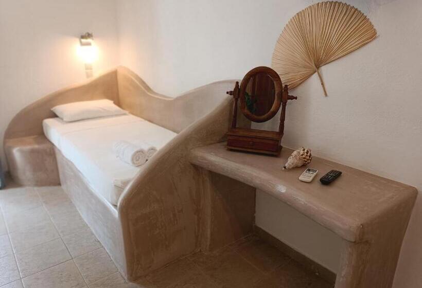 Номер Стандарт Трехместный, Naxos Summerland Resort