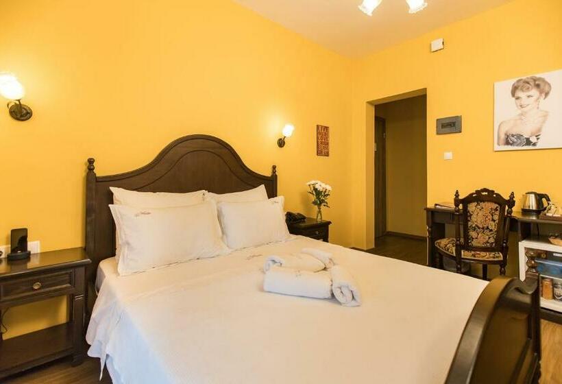 Классический Номер, Theatro Hotel Odysseon