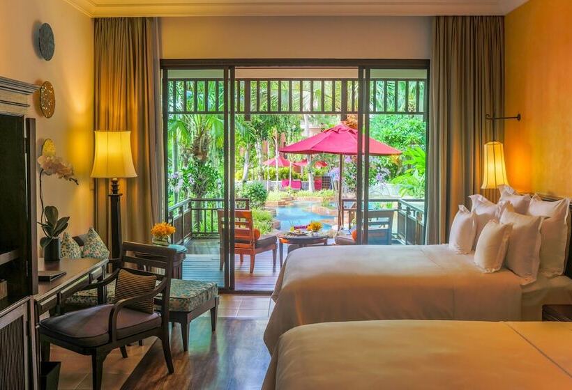 Номер Премиум Вид на Сад, Intercontinental Pattaya Resort, An Ihg