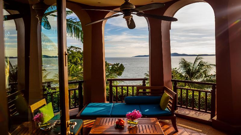 Клубный полулюкс с видом на море, Intercontinental Pattaya Resort, An Ihg