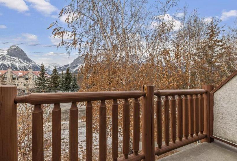 패밀리 스위트, Canmore Rocky Mountain Inn