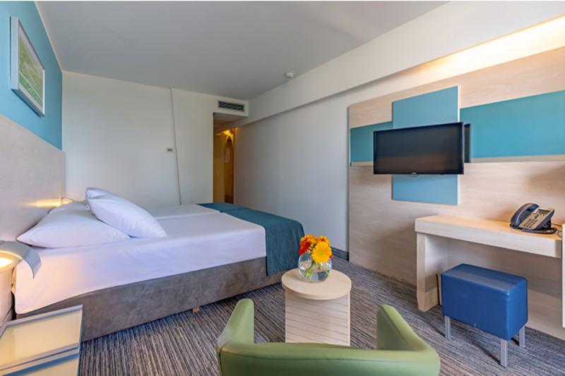 Habitación Superior con Balcón, Valamar Diamant