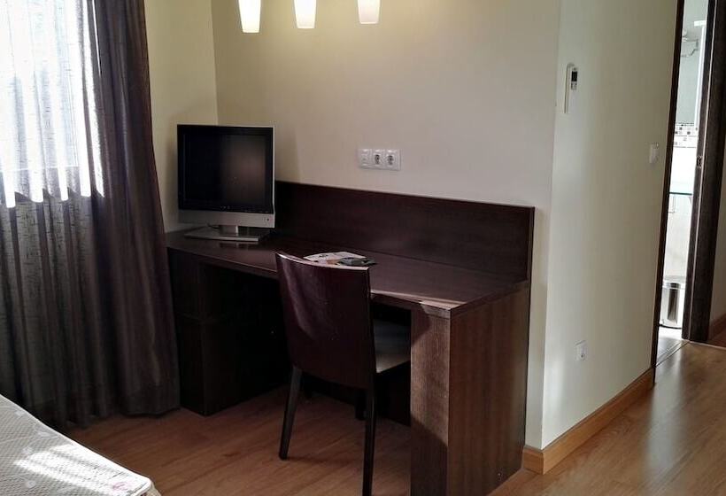 Quarto Estandar, Tudancaaranda Aranda II