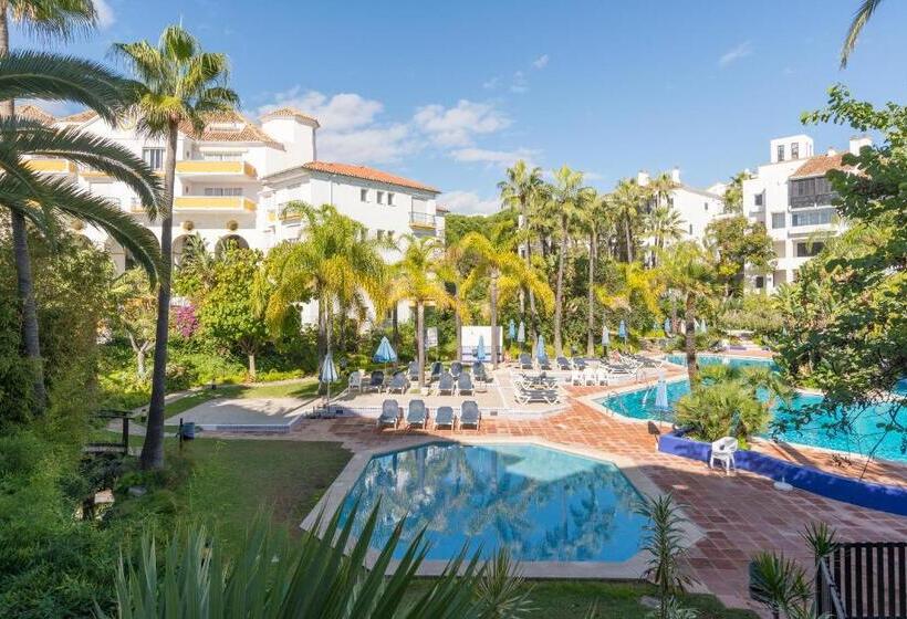 Апартаменты 3 Спальни, Jardines De Las Golondrinas