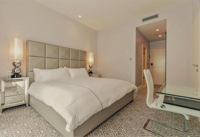 اتاق رویال, Royal Ariston
