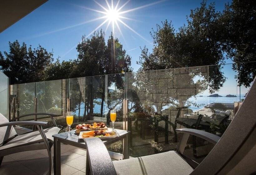 Deluxe Suite Sea View, Royal Ariston