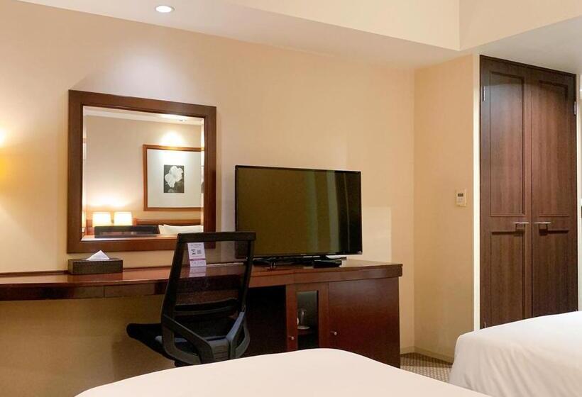 Номер Executive, Ana Crowne Plaza Okayama, An Ihg