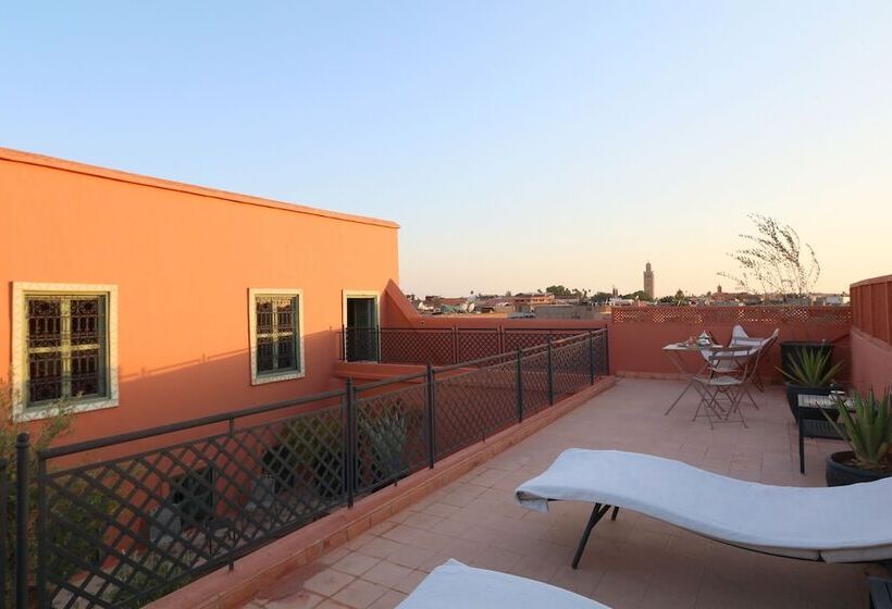 Habitación Superior Vista Ciudad, Ryad El Borj