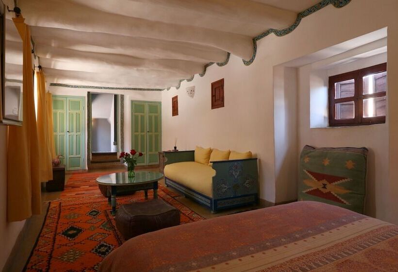 Habitación Superior, Ryad El Borj