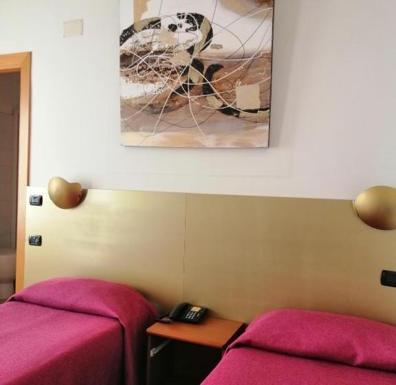 Номер Стандарт, Ahr Hotel Villa Alighieri