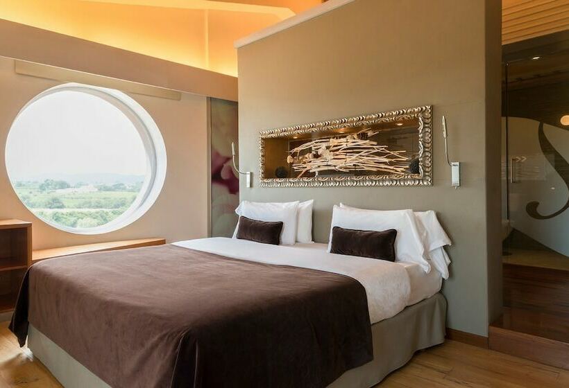Люкс, Can Bonastre Wine Resort, The Originals Relais