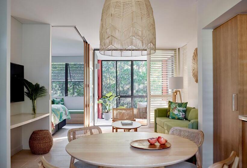 Люкс Повышенной Комфортности, Crystalbrook Byron