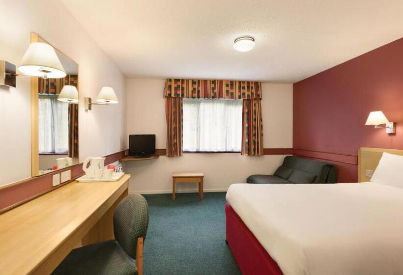 اتاق استاندارد, Days Inn Hotel Bradford   Leeds
