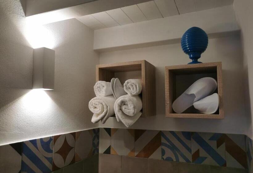 豪华房间, Vecchia Mottola Albergo Diffuso