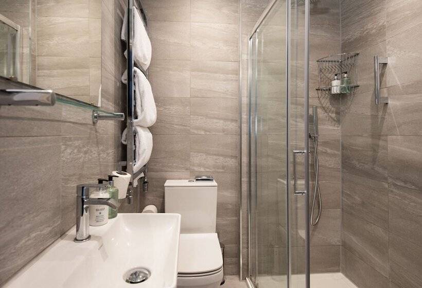 스탠다드 룸, Windermere Rooms At The Wateredge Inn