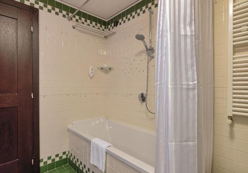 Полулюкс, Active Hotel Paradiso