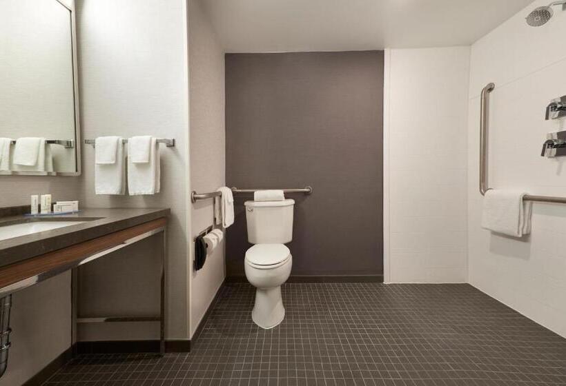 Pokój Standard, Courtyard By Marriott Toronto Mississauga/meadowvale