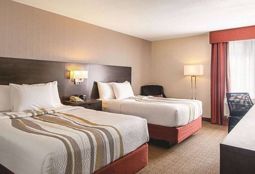 ２ダブルベッドのスタンダードルーム, La Quinta Inn By Wyndham Vancouver Airport