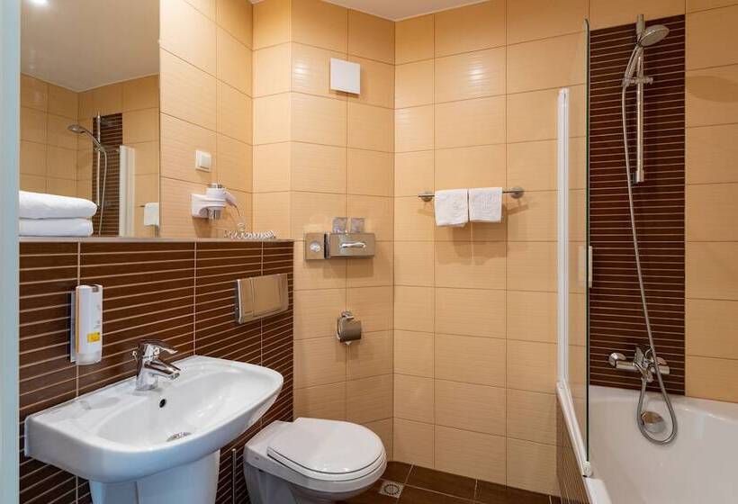 Номер Стандарт, Qubus Hotel Zielona Góra