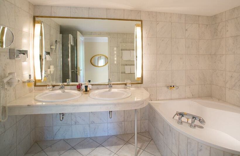 Полулюкс, Victor S Residenz Hotel Saarbrücken