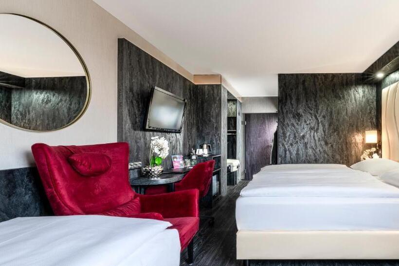 Номер Стандарт Трехместный, Plaza Inn Mühldorf