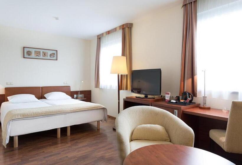 Полулюкс, Qubus Hotel Gliwice