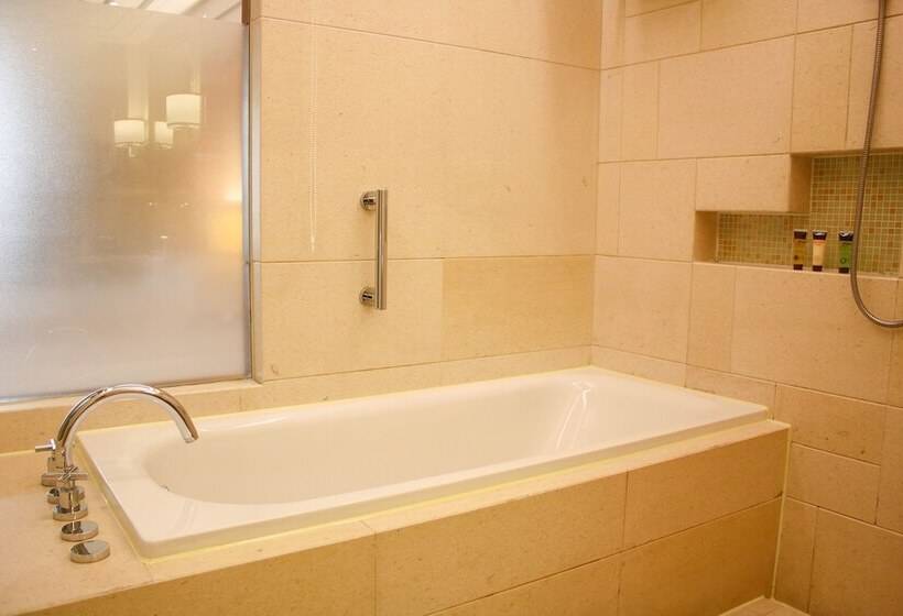 Номер Клуб, Sheraton Xiamen