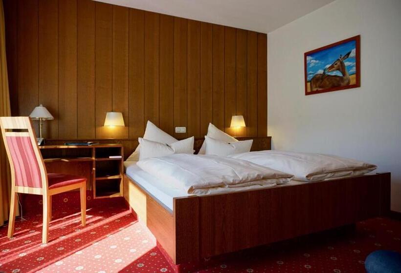 Номер Стандарт Трехместный, Sporthotel Wilder Kaiser