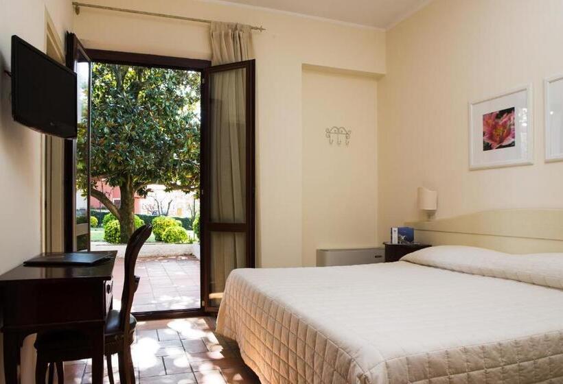 اتاق استاندارد, Giardino Suites&spa