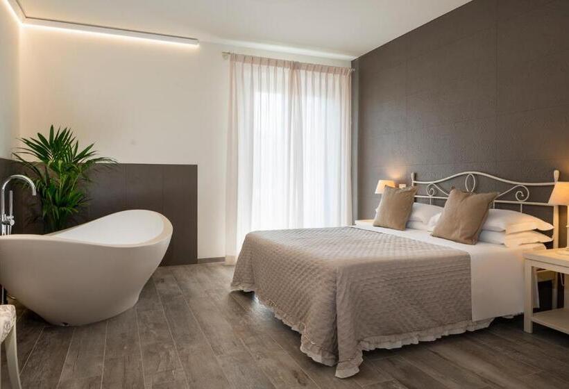 Camera Deluxe, Giardino Suites&spa