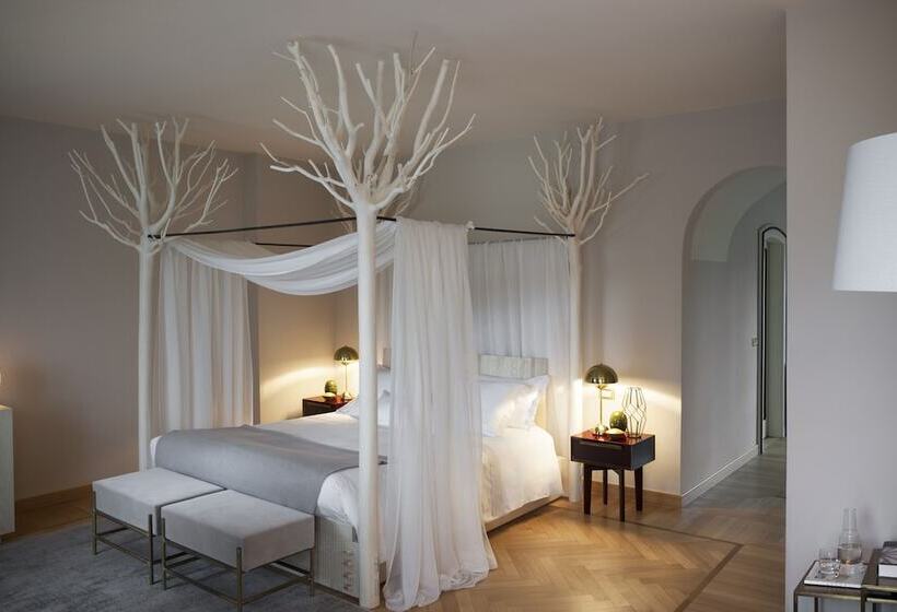 Полулюкс, L'albereta Relais & Chateaux