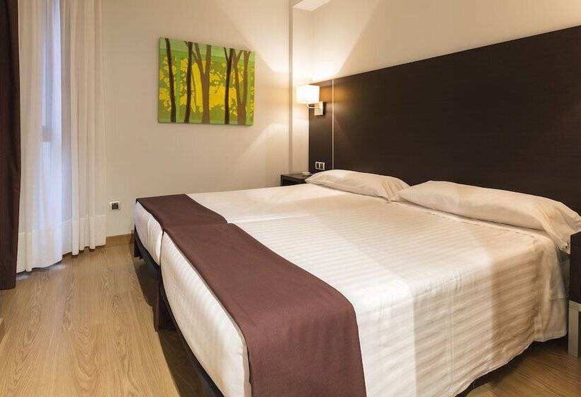 스탠다드 룸, Plazaola