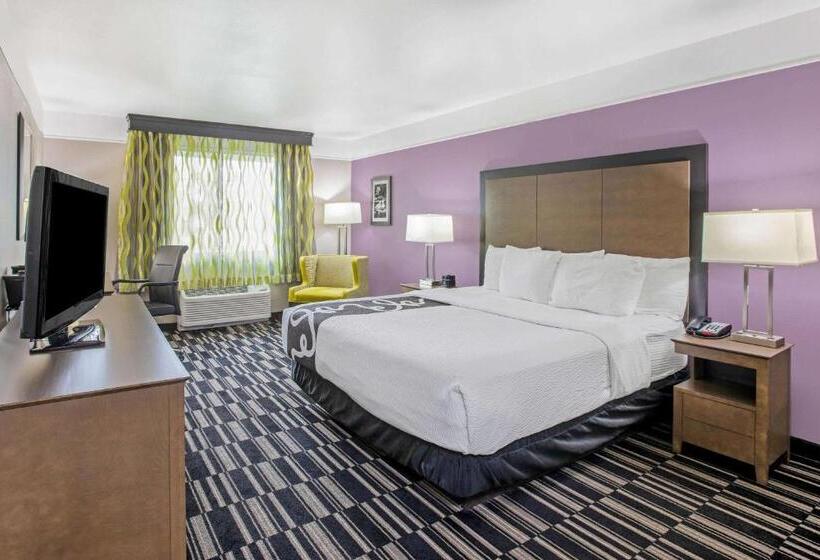 Номер Стандарт Кровать Кинг Адаптированный для Инвалидов, La Quinta By Wyndham Modesto Salida